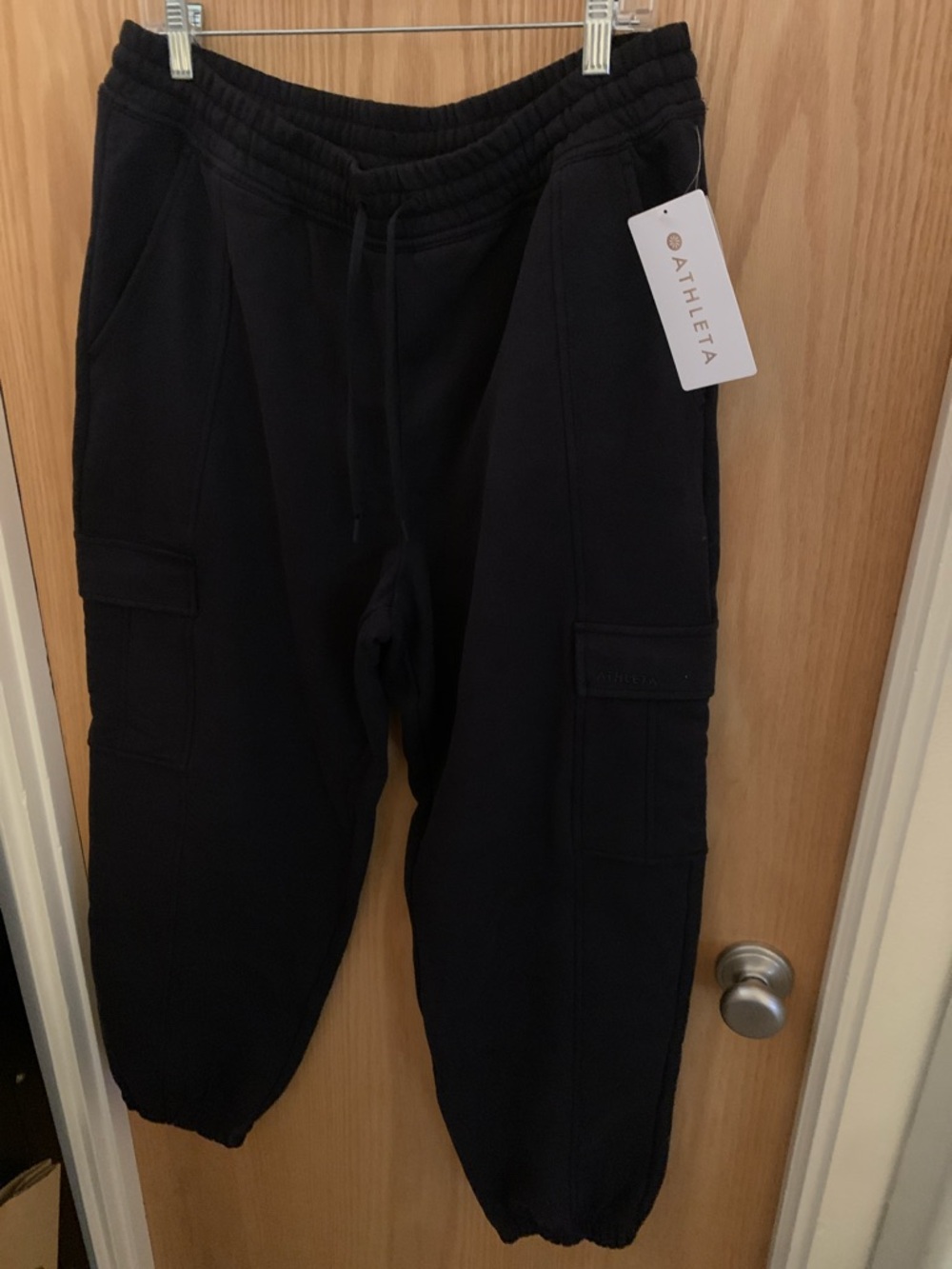 NWT Athleta Sz L Black “Forever Fleece” Cargo Jogger Pants